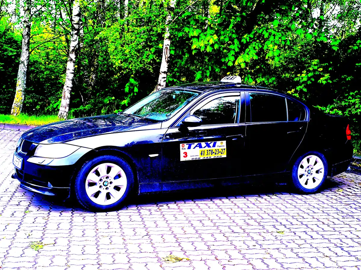 Komfortowe kombi na transfery lotniskowe Tele-Taxi Busko-Zdrój